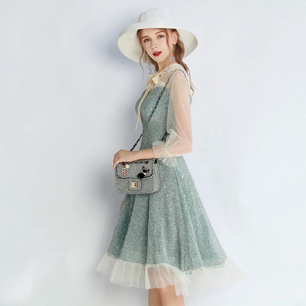 Little temperament evening dress